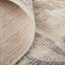 Load image into Gallery viewer, Wendover 6861F in Beige-Gray