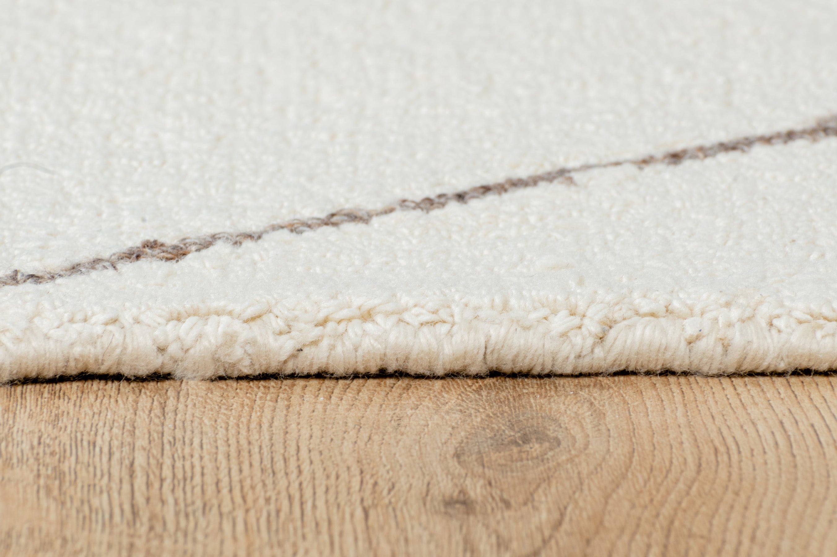 Myra D2025 Beige Tabaco