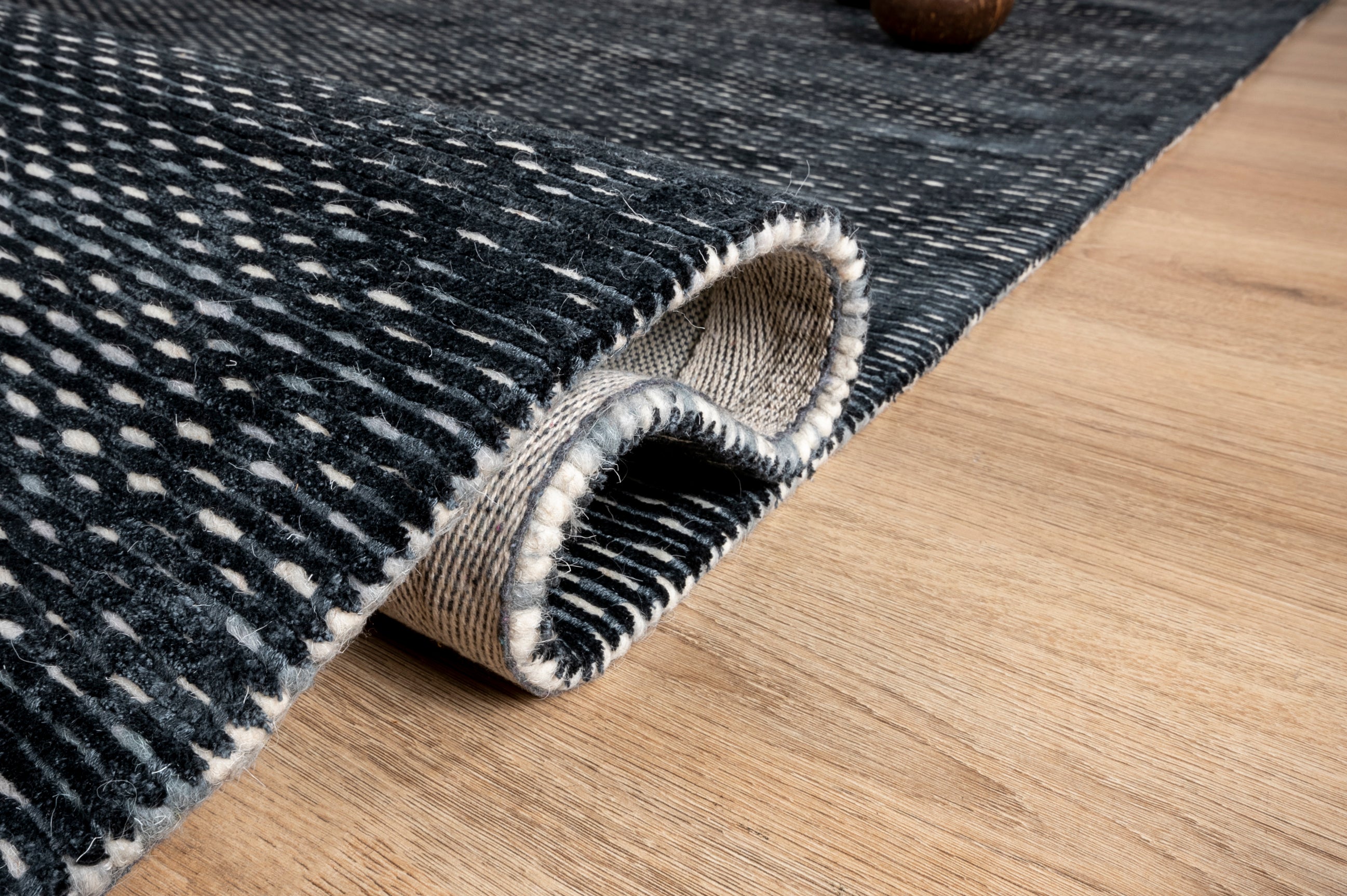 Thane N4005 Gris Obscuro/Plata